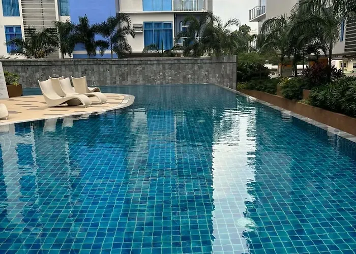 Chic Staycation - Balcony With Free Wifi 300mbps, Neflix #bc6707
