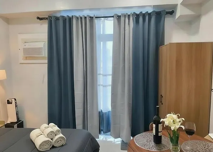 Chic Staycation - Balcony With Free Wifi 300mbps, Neflix #bc6707 Apartment Cebu